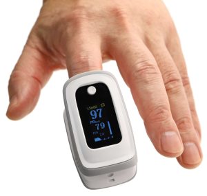 How to use an oximeter on a patient